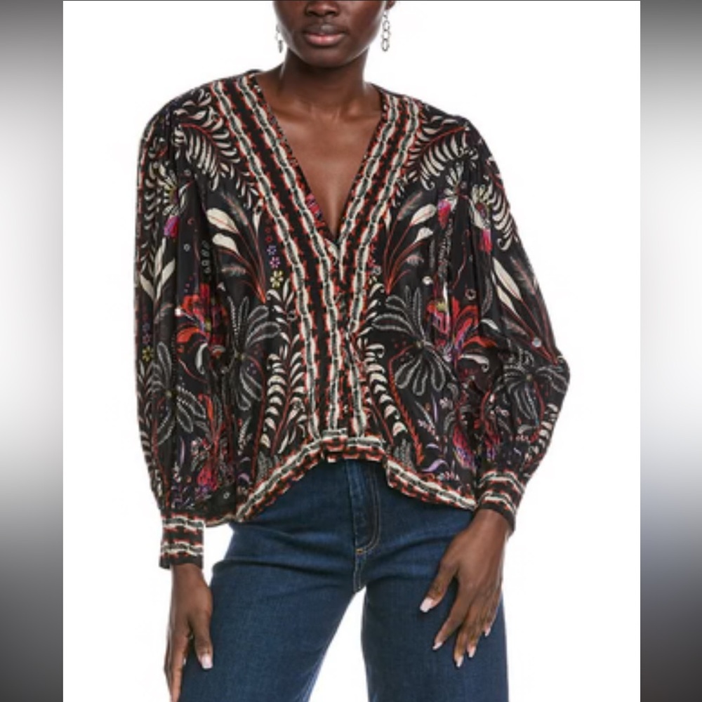 FARM Rio Black Floral Embroidered V-Neck Blouse